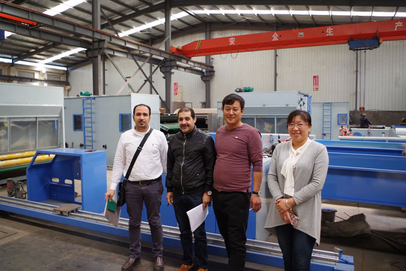 埃及客户订购设备