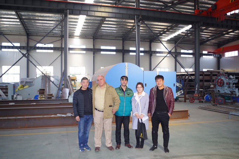 伊朗客户订购针刺棉生产线