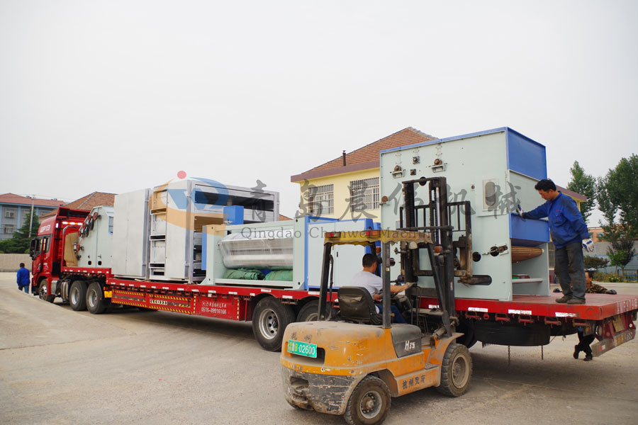 喷胶棉设备装车发货 喷胶棉设备装车发货