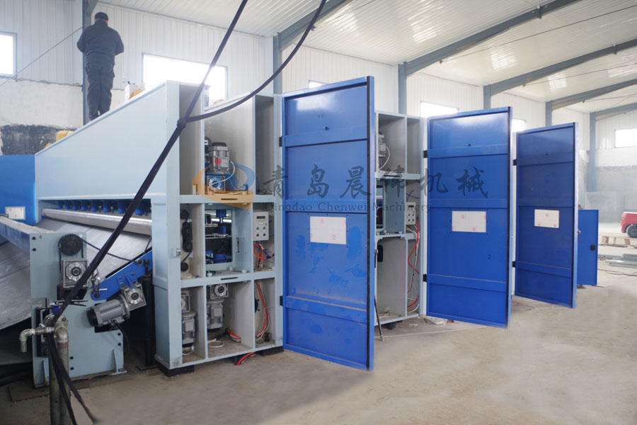 土工布设备生产线