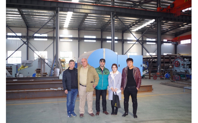 恰逢公司成立15周年庆，伊朗气流成网针刺保温棉生产线